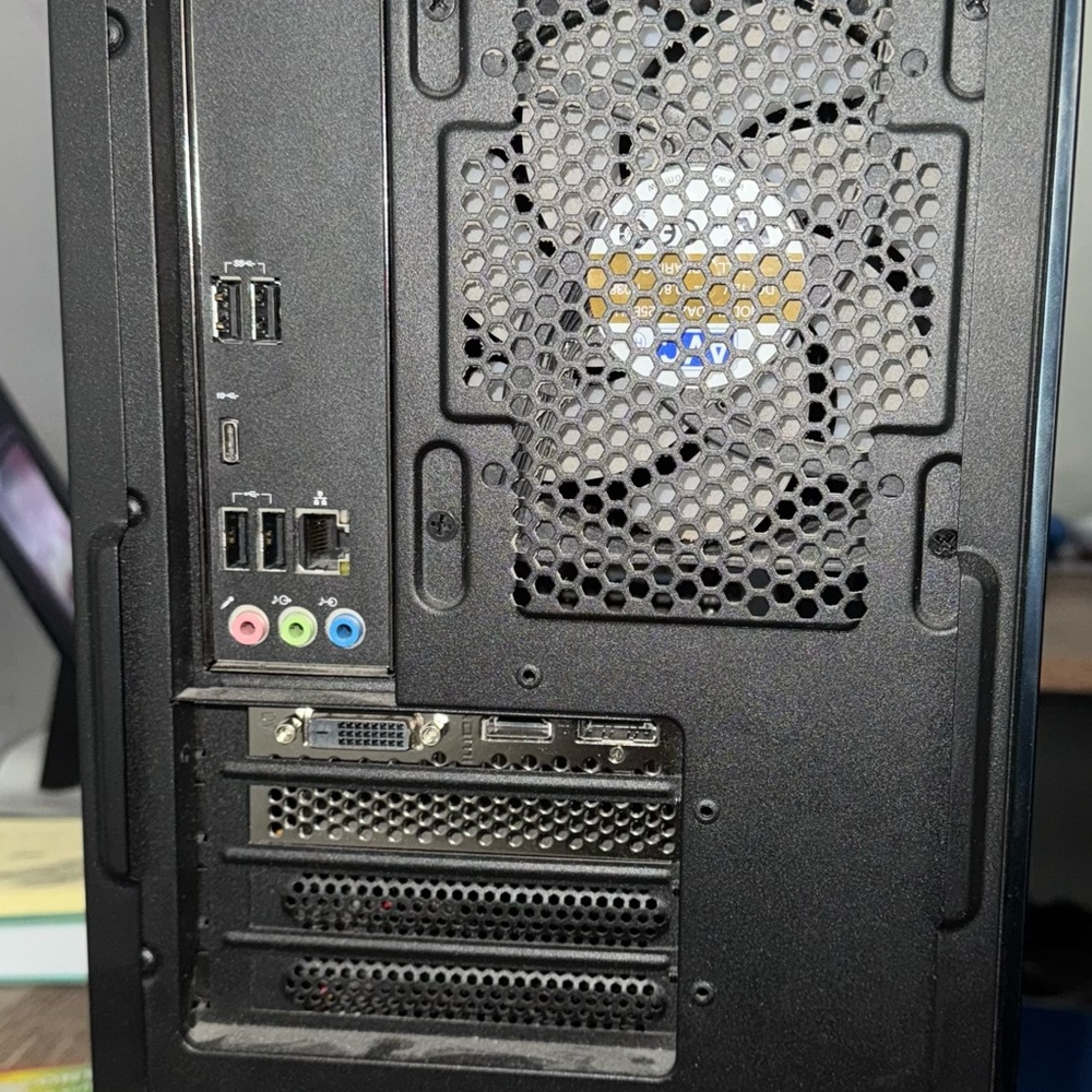 Lenovo Legion T5 26AMR5